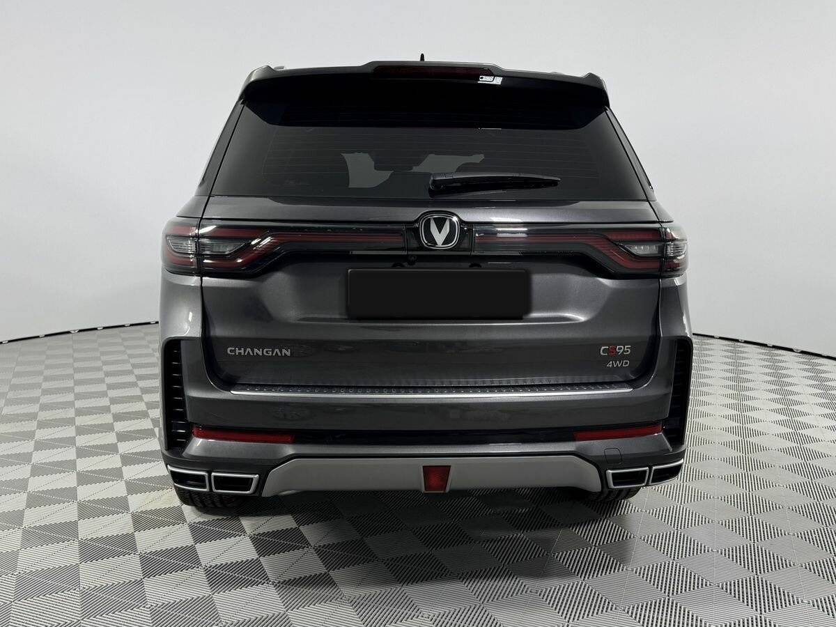 Changan CS95 2024 года с пробегом. Фото: #3