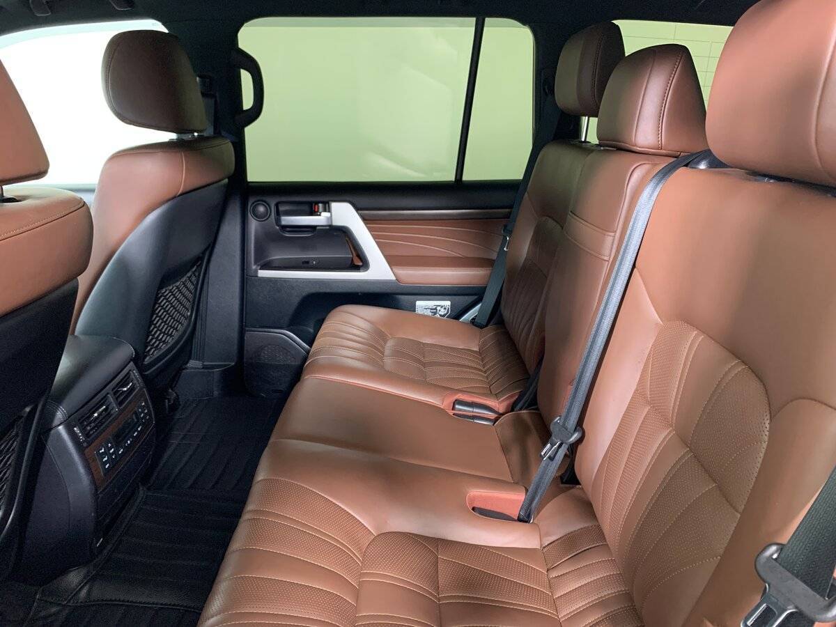 Toyota Land Cruiser 2020 года с пробегом. Фото: #19
