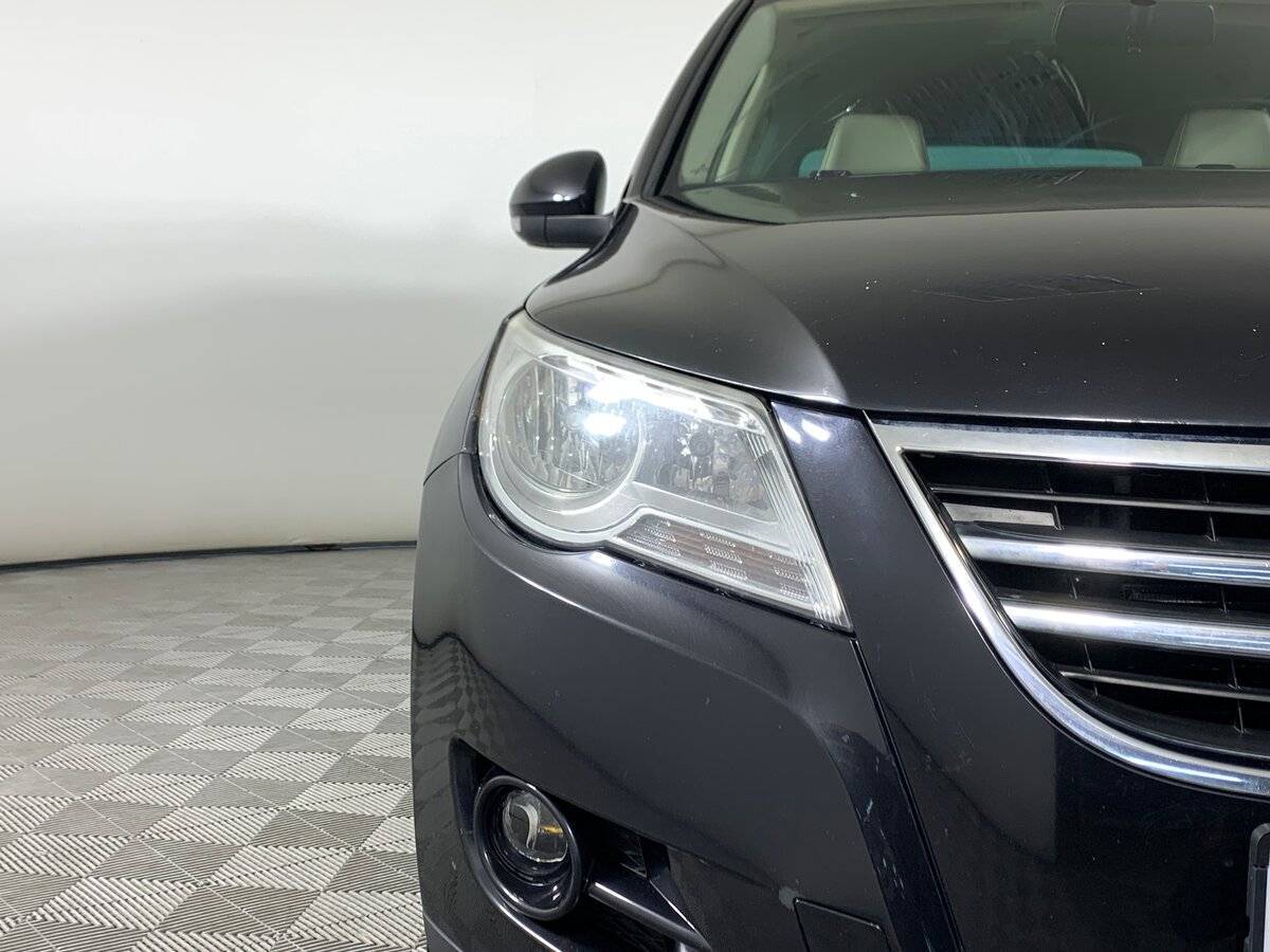 Volkswagen Tiguan 2010 года с пробегом. Фото: #9