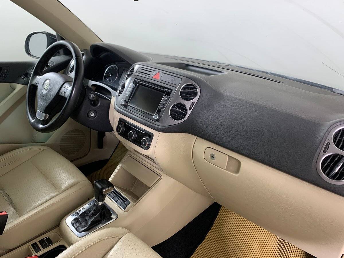 Volkswagen Tiguan 2010 года с пробегом. Фото: #12