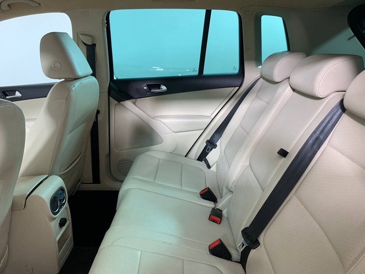 Volkswagen Tiguan 2010 года с пробегом. Фото: #17