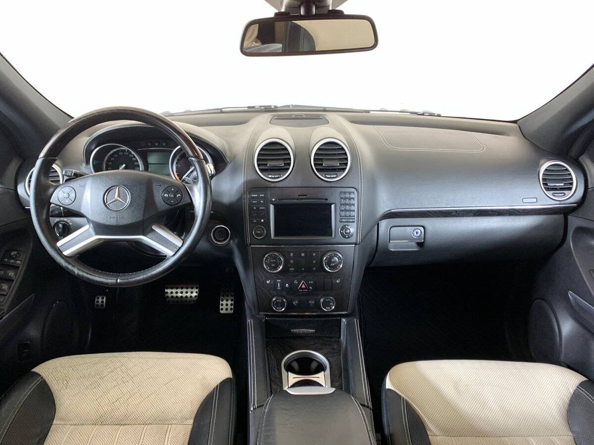 Mercedes-Benz GL-Класс 2011 года с пробегом. Фото: #11