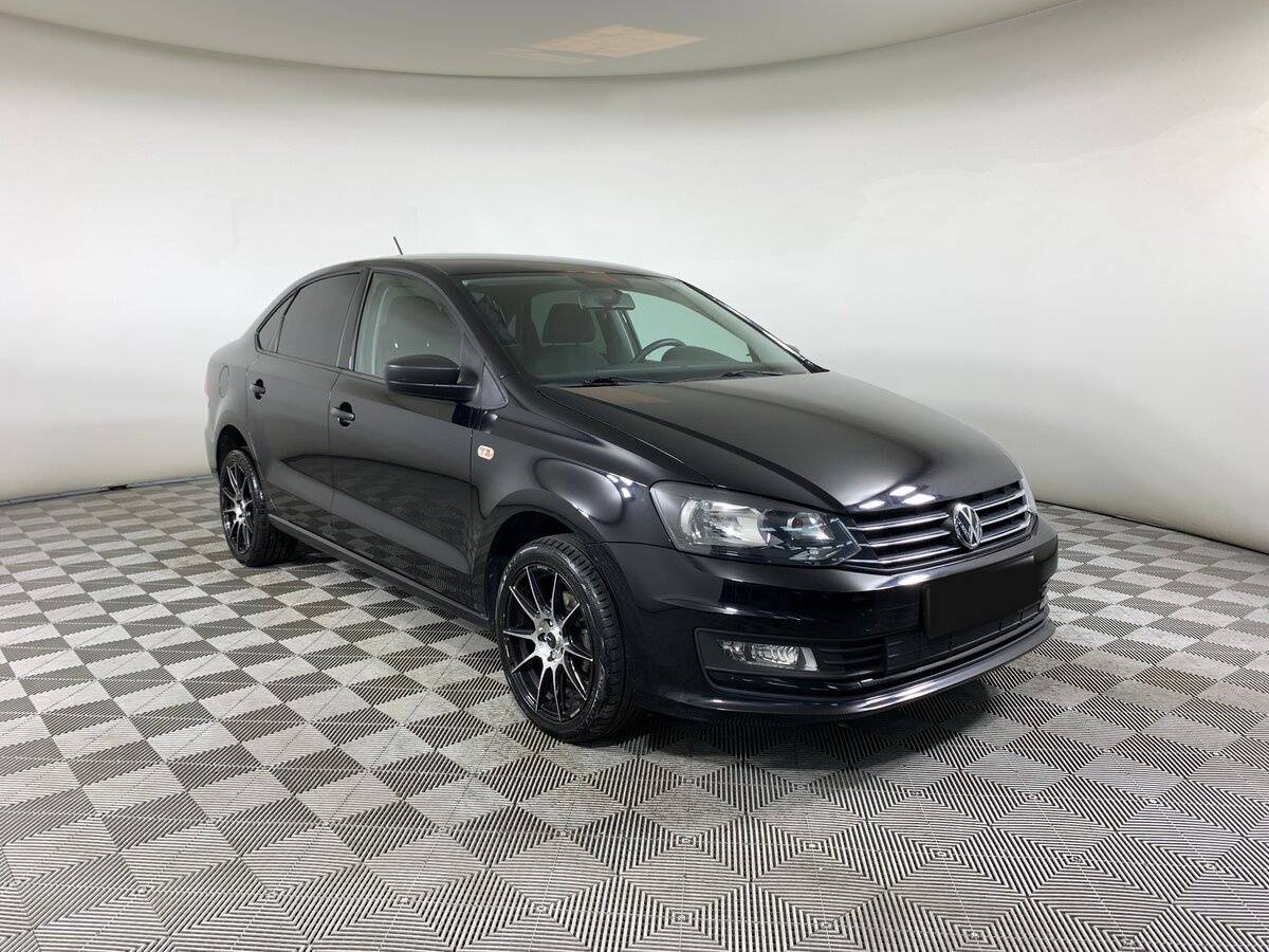 Б/У Фольксваген Поло 2018 года. Фото: #2