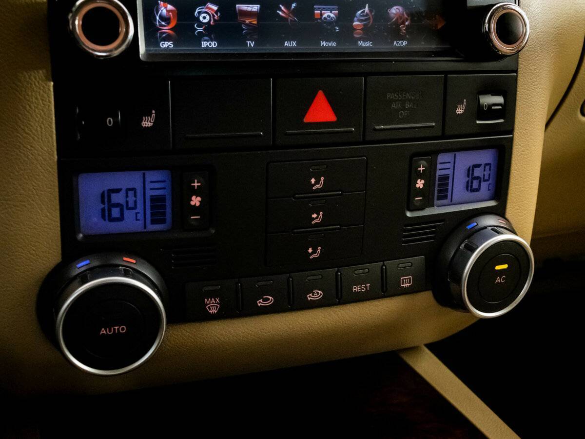 Volkswagen Touareg 2009 года с пробегом. Фото: #14