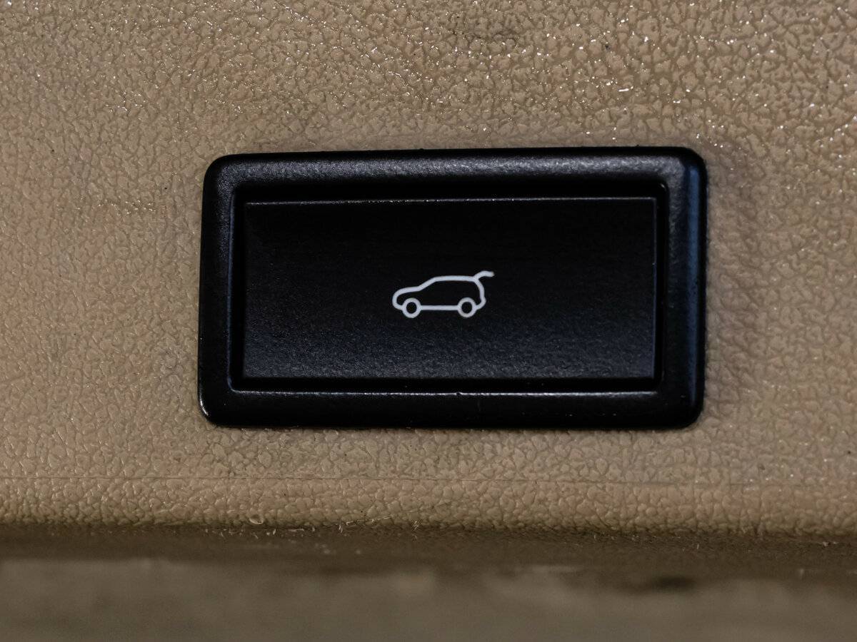 Volkswagen Touareg 2009 года с пробегом. Фото: #21