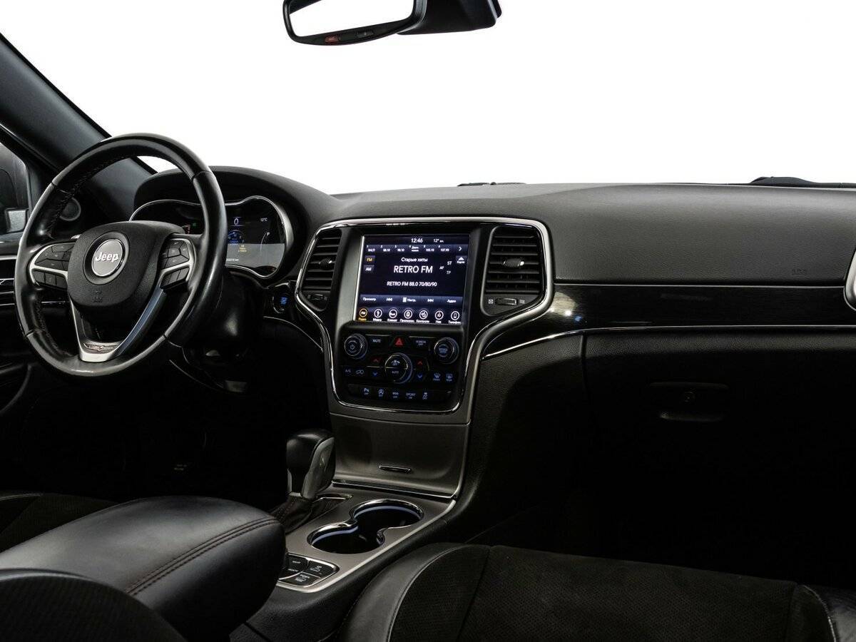 Jeep Grand Cherokee 2018 года с пробегом. Фото: #6