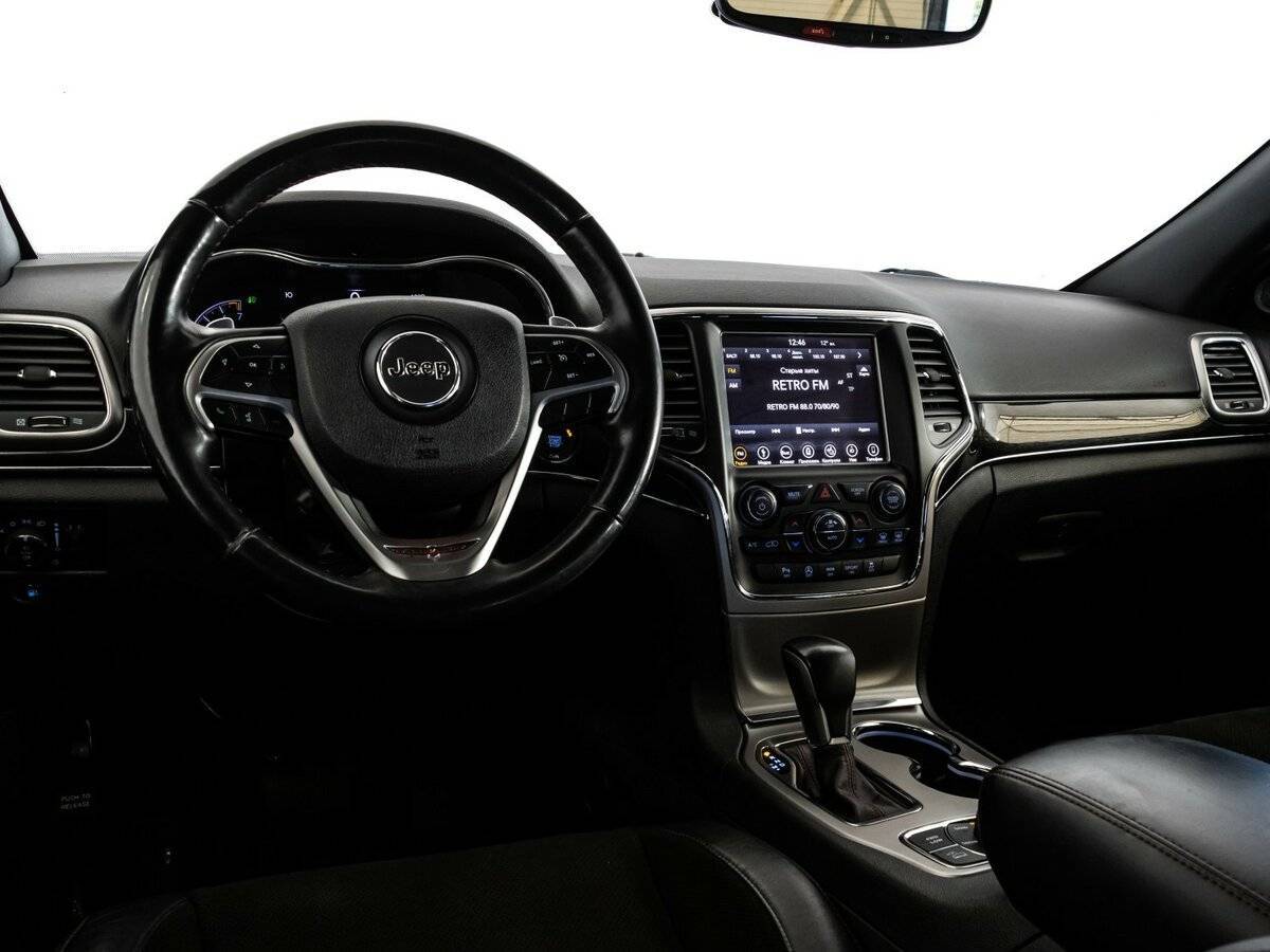 Jeep Grand Cherokee 2018 года с пробегом. Фото: #8