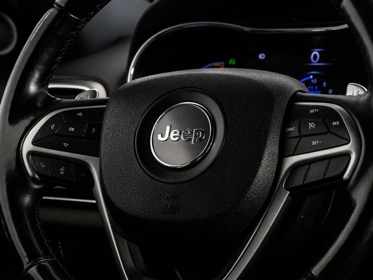 Jeep Grand Cherokee 2018 года с пробегом. Фото: #10