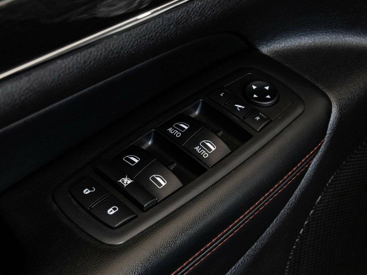 Jeep Grand Cherokee 2018 года с пробегом. Фото: #21