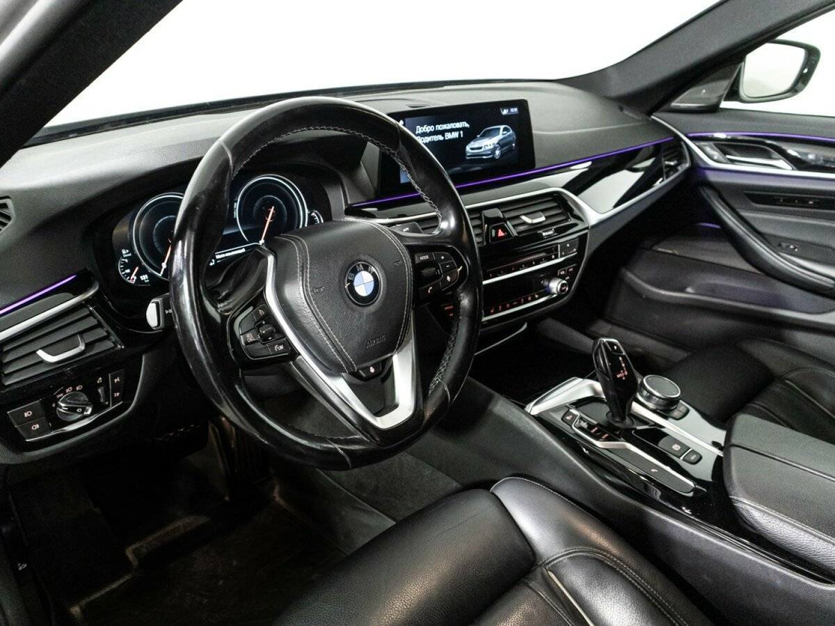 BMW 5 серии 2017 года с пробегом. Фото: #10