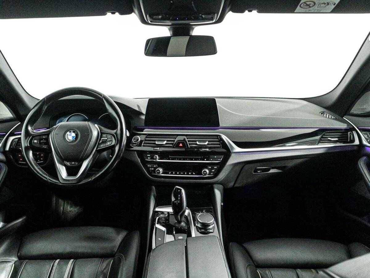 BMW 5 серии 2017 года с пробегом. Фото: #12