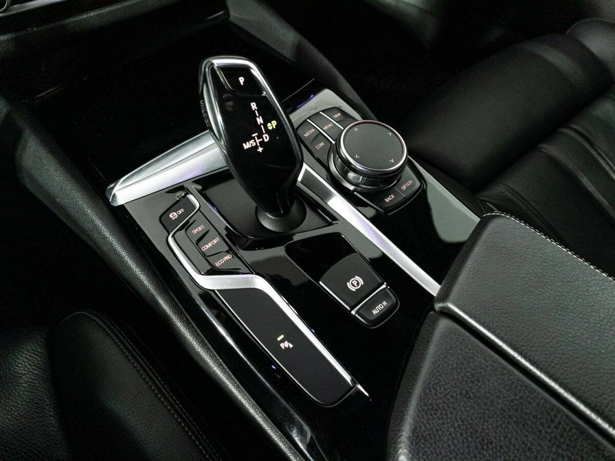 BMW 5 серии 2017 года с пробегом. Фото: #21