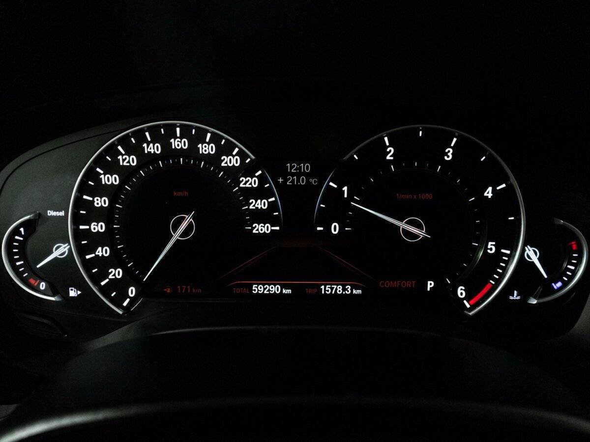 BMW 6 серии 2018 года с пробегом. Фото: #11