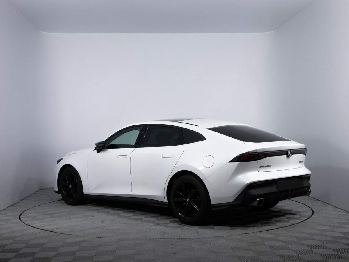 Changan UNI-V 2023 года с пробегом. Фото: #6