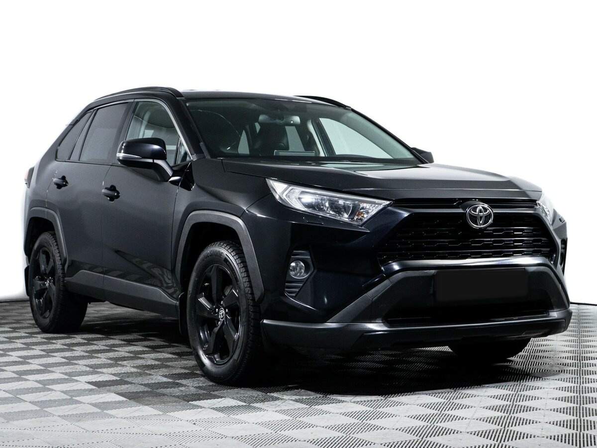 Toyota RAV4 2021 года с пробегом. Фото: #2