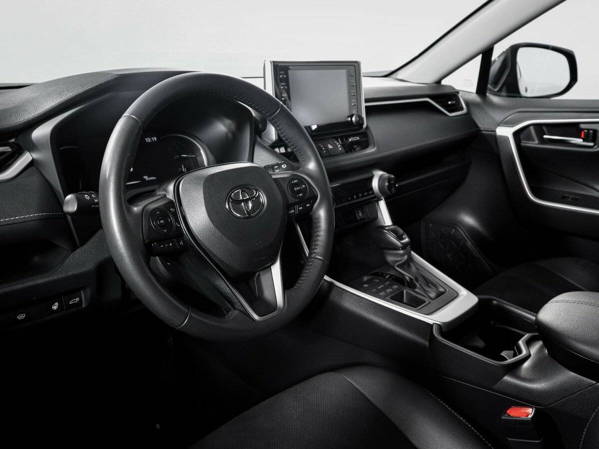 Toyota RAV4 2021 года с пробегом. Фото: #13