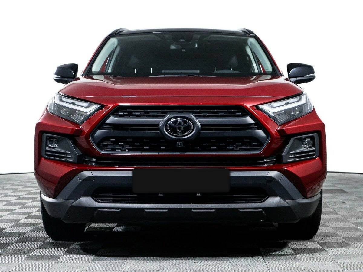 Toyota RAV4 2024 года с пробегом. Фото: #1