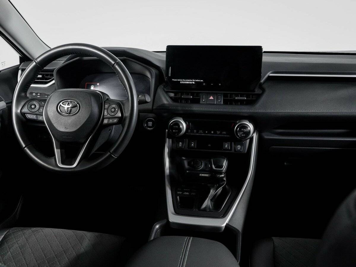 Toyota RAV4 2024 года с пробегом. Фото: #11