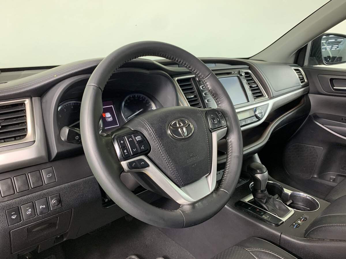 Toyota Highlander 2019 года с пробегом. Фото: #10
