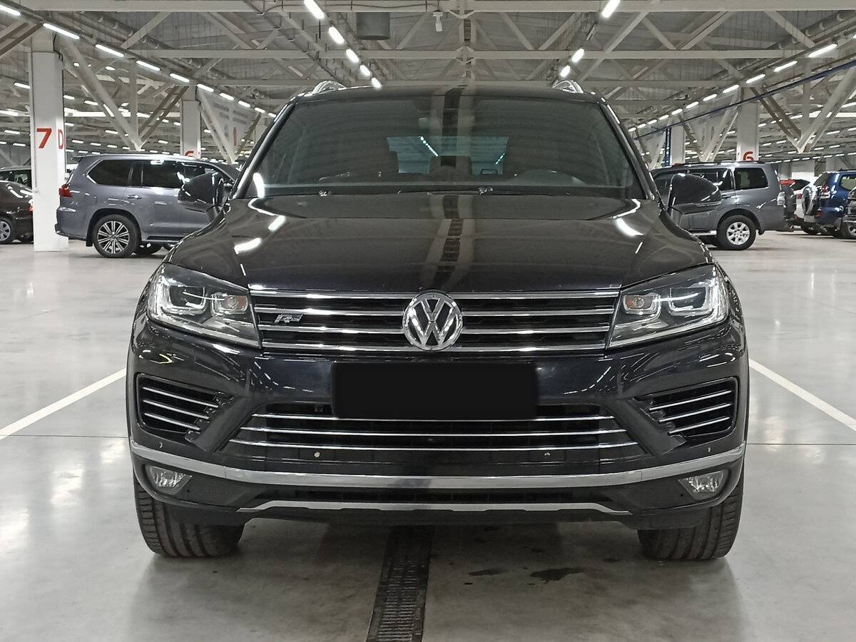 Volkswagen Touareg 2016 года с пробегом. Фото: #1