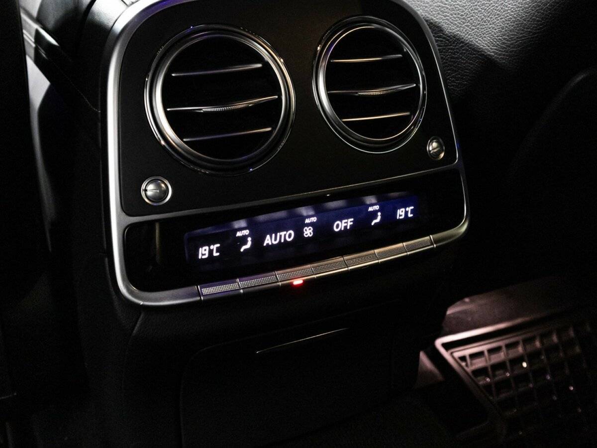 Mercedes-Benz S-Класс 2015 года с пробегом. Фото: #16