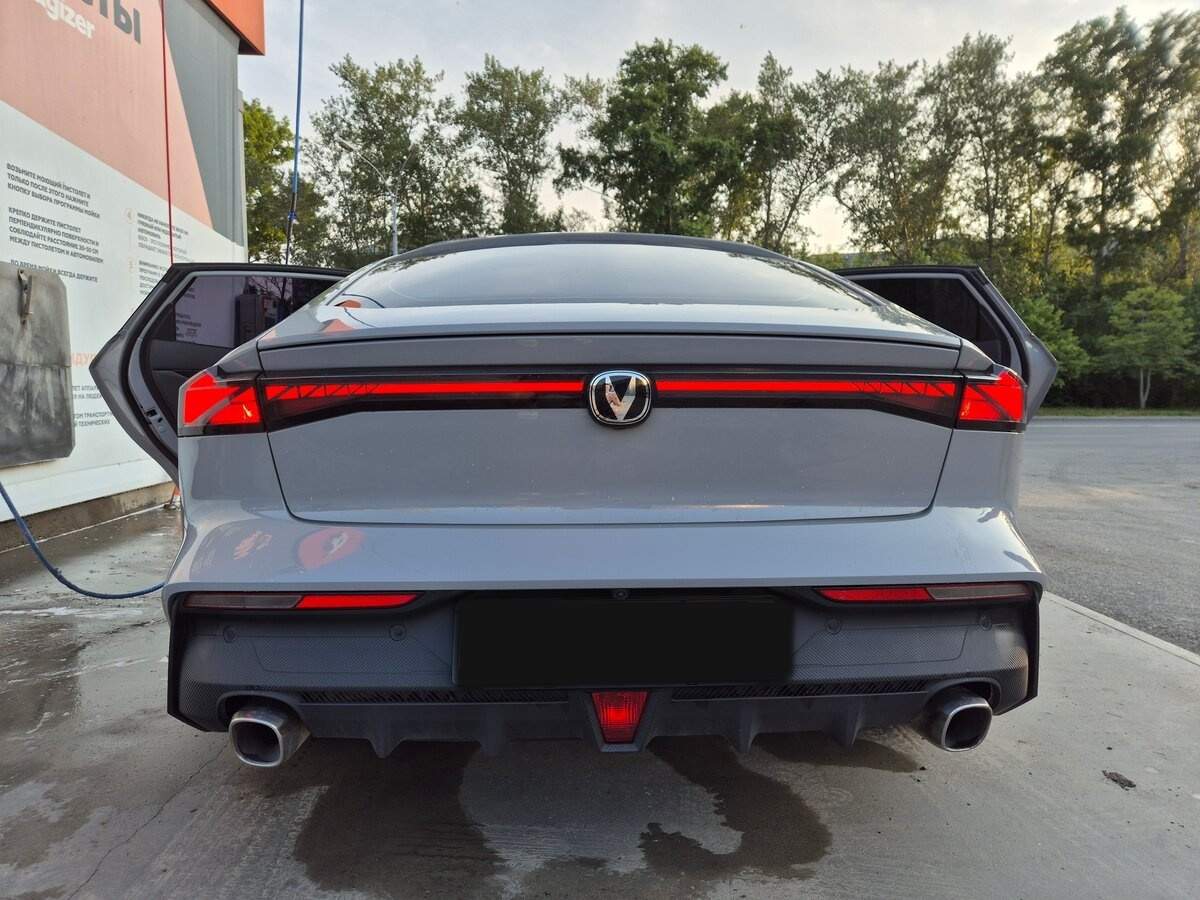 Changan UNI-V 2023 года с пробегом. Фото: #3