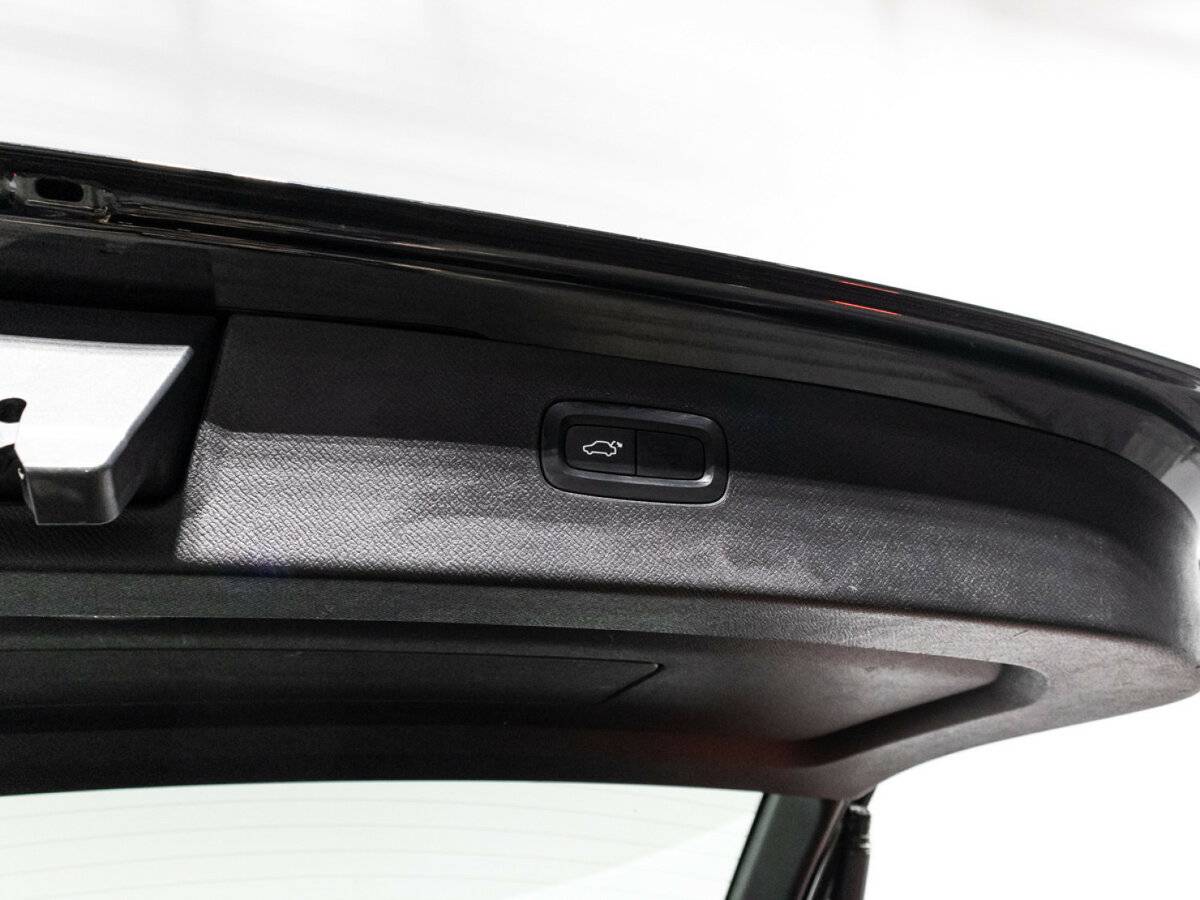 Volvo XC90 2019 года с пробегом. Фото: #12