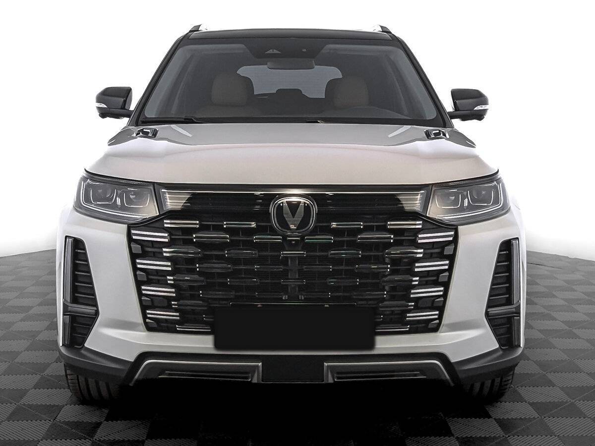 Changan CS95 2023 года с пробегом. Фото: #1