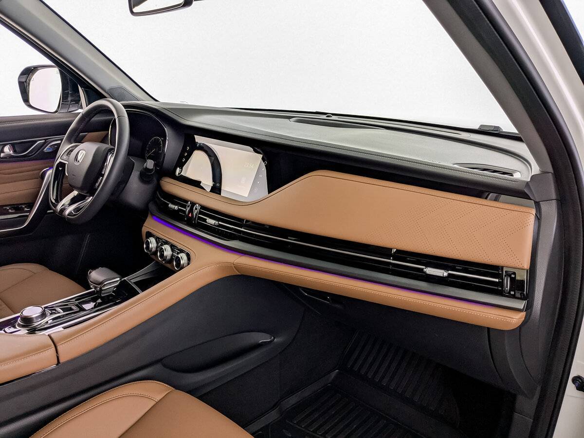 Changan CS95 2023 года с пробегом. Фото: #10