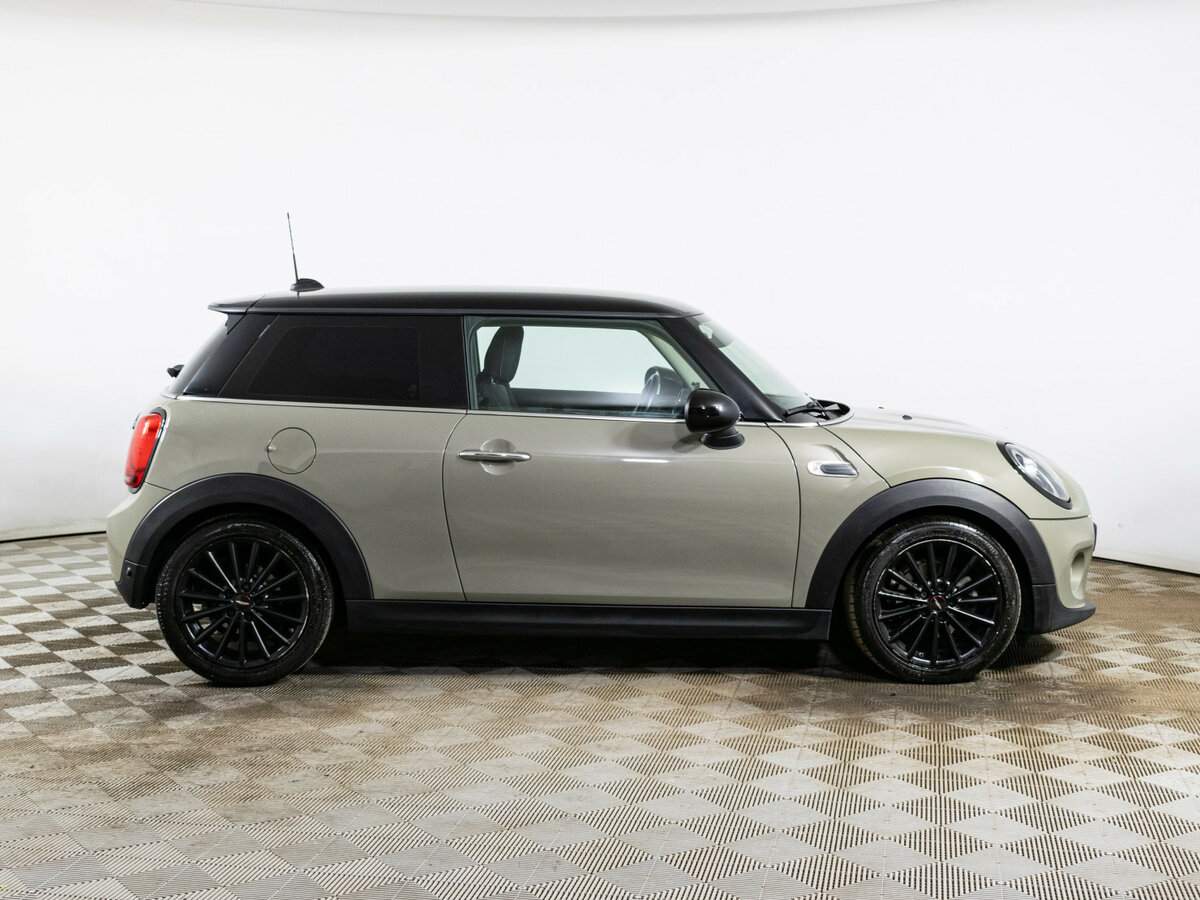 Mini Hatch 2018 года с пробегом. Фото: #3