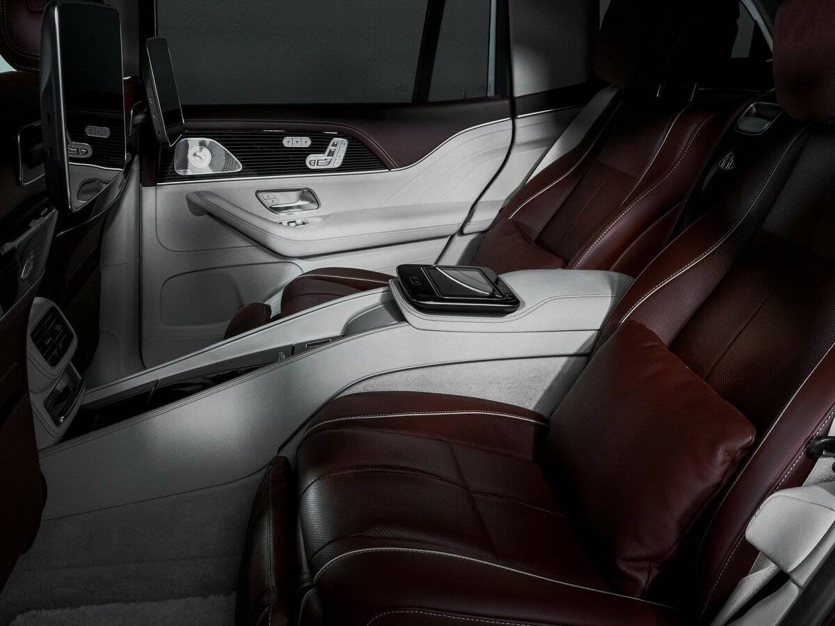 Mercedes-Benz Maybach GLS 2022 года с пробегом. Фото: #9