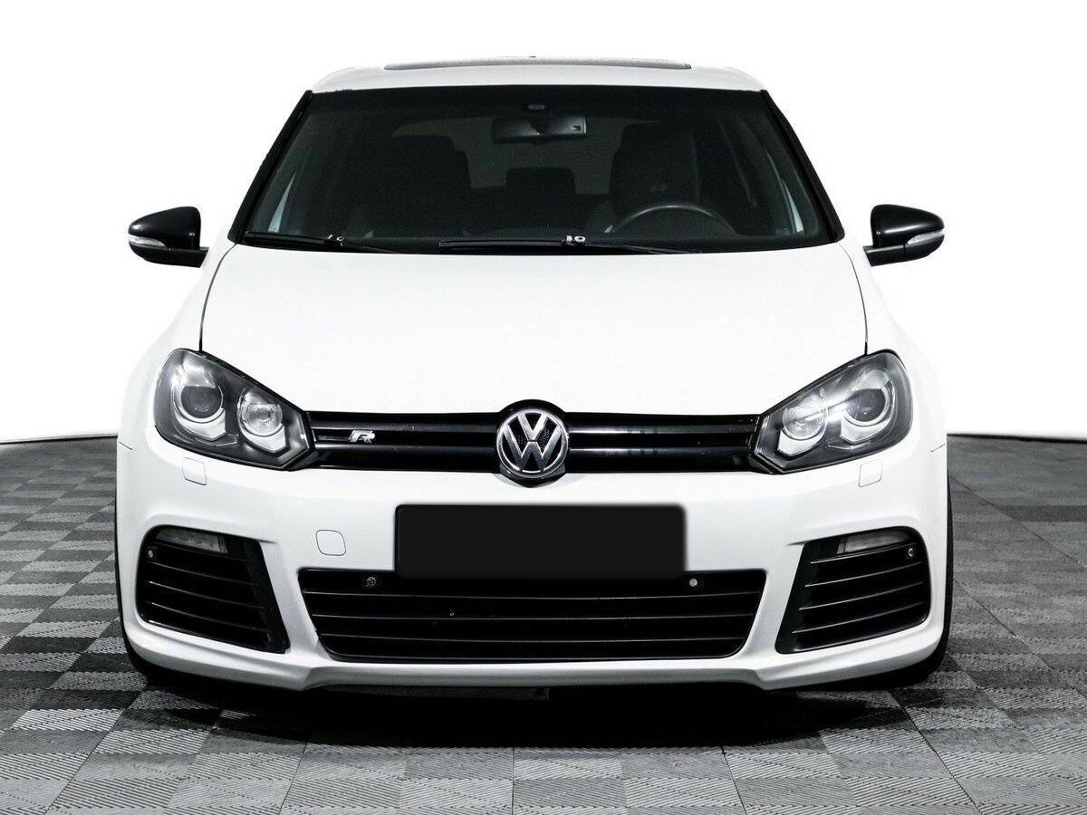 Volkswagen Golf R 2012 года с пробегом. Фото: #1