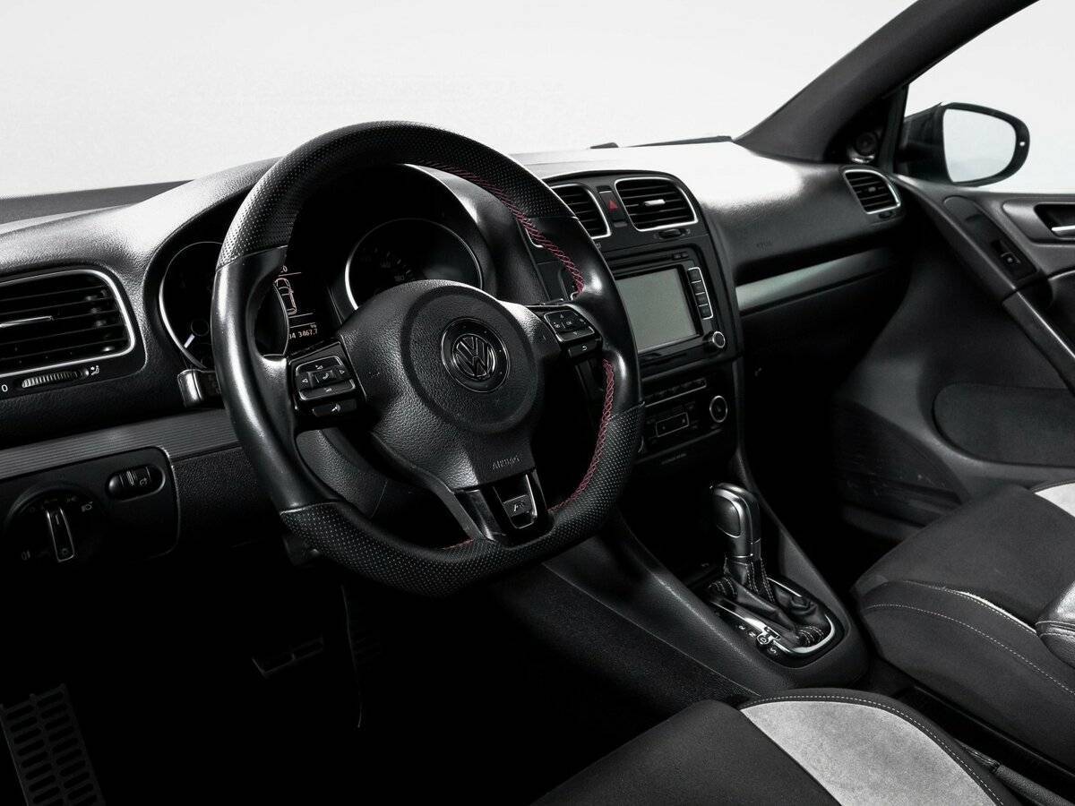 Volkswagen Golf R 2012 года с пробегом. Фото: #13