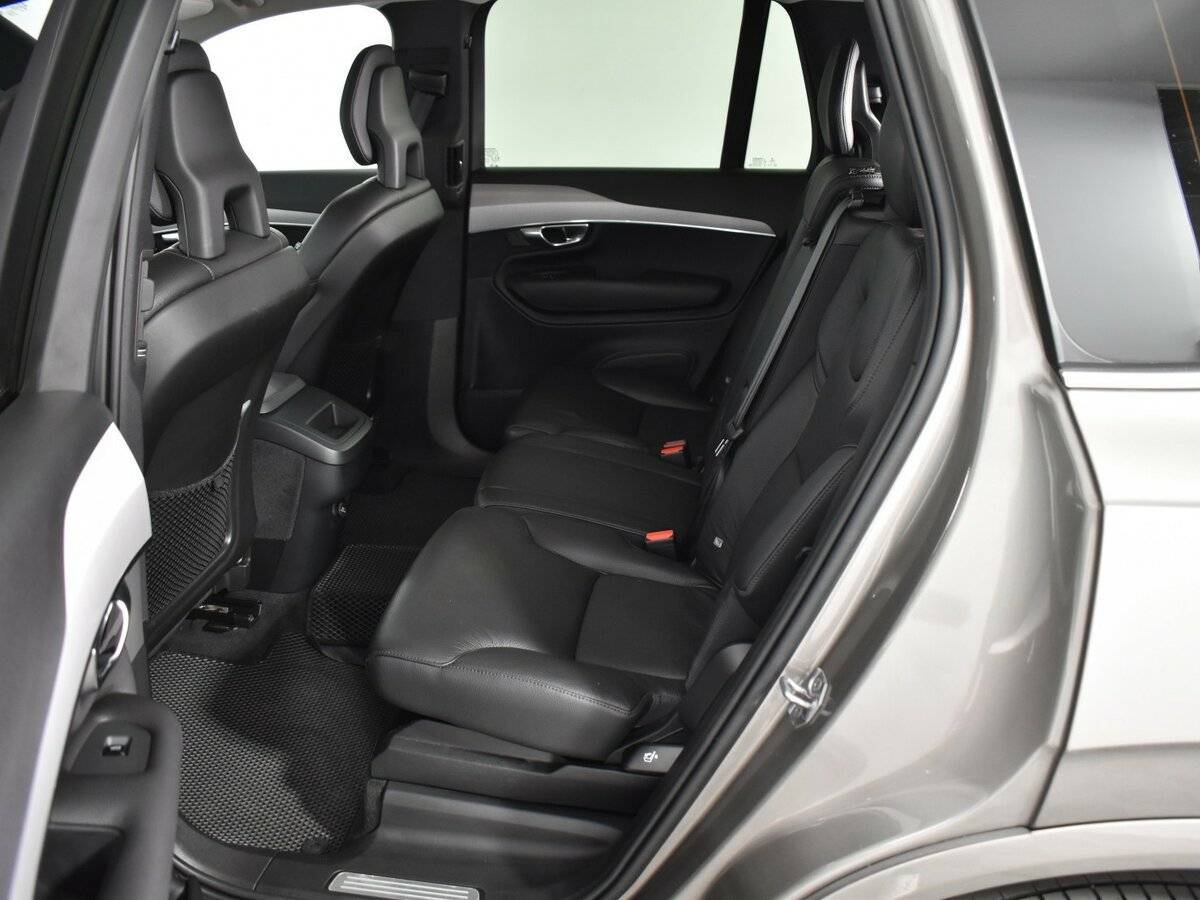 Volvo XC90 2020 года с пробегом. Фото: #10