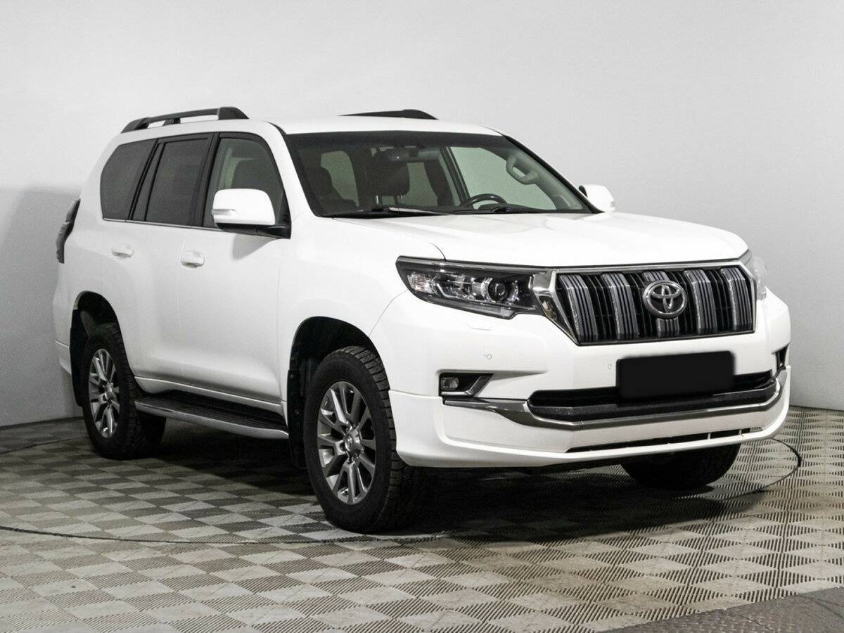 Toyota Land Cruiser Prado 2019 года с пробегом. Фото: #2