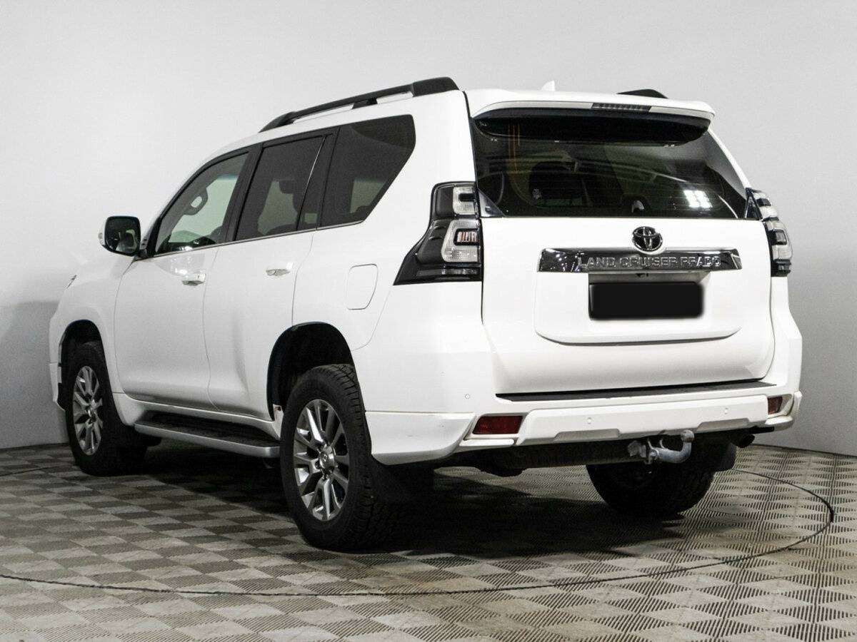 Toyota Land Cruiser Prado 2019 года с пробегом. Фото: #6