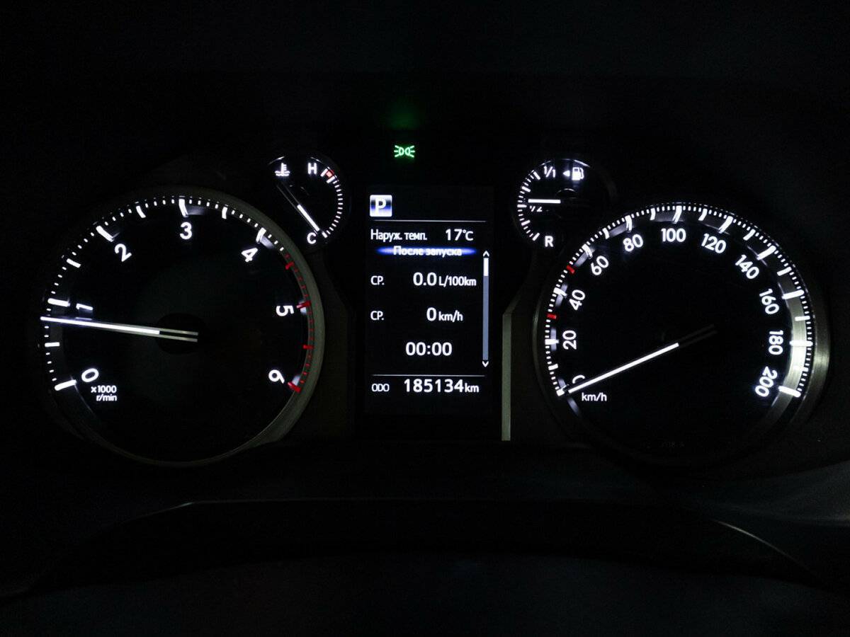 Toyota Land Cruiser Prado 2019 года с пробегом. Фото: #11