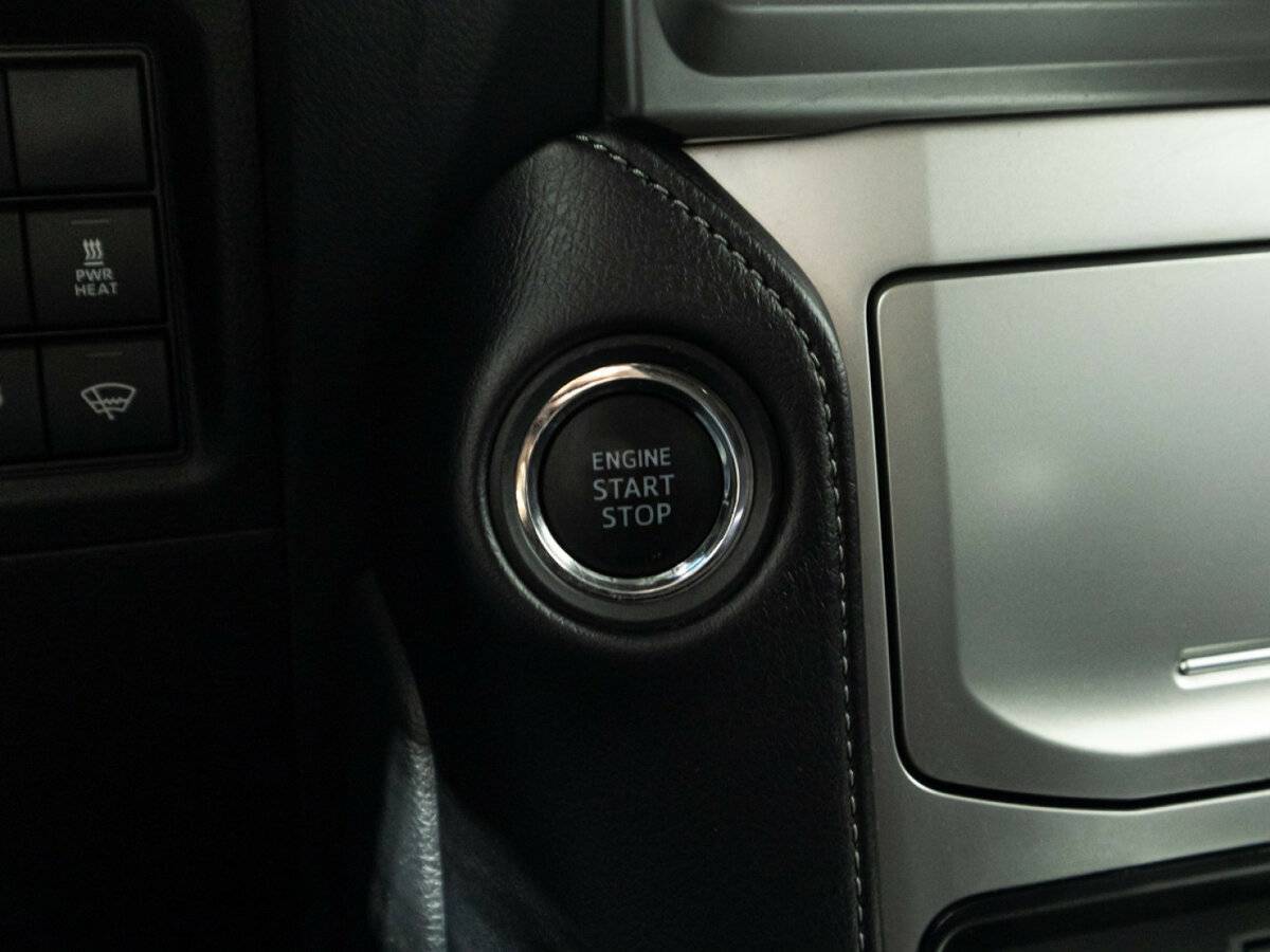 Toyota Land Cruiser Prado 2019 года с пробегом. Фото: #23