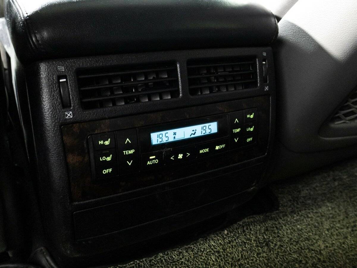 Toyota Land Cruiser 2008 года с пробегом. Фото: #16