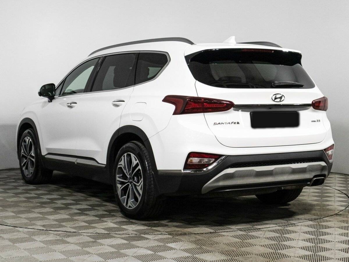 Hyundai Santa Fe 2019 года с пробегом. Фото: #6