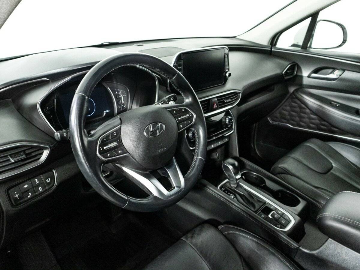 Hyundai Santa Fe 2019 года с пробегом. Фото: #10