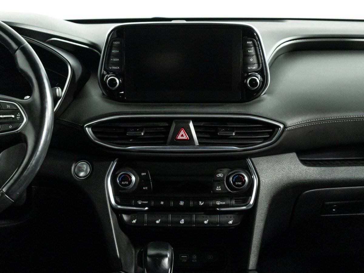Hyundai Santa Fe 2019 года с пробегом. Фото: #13