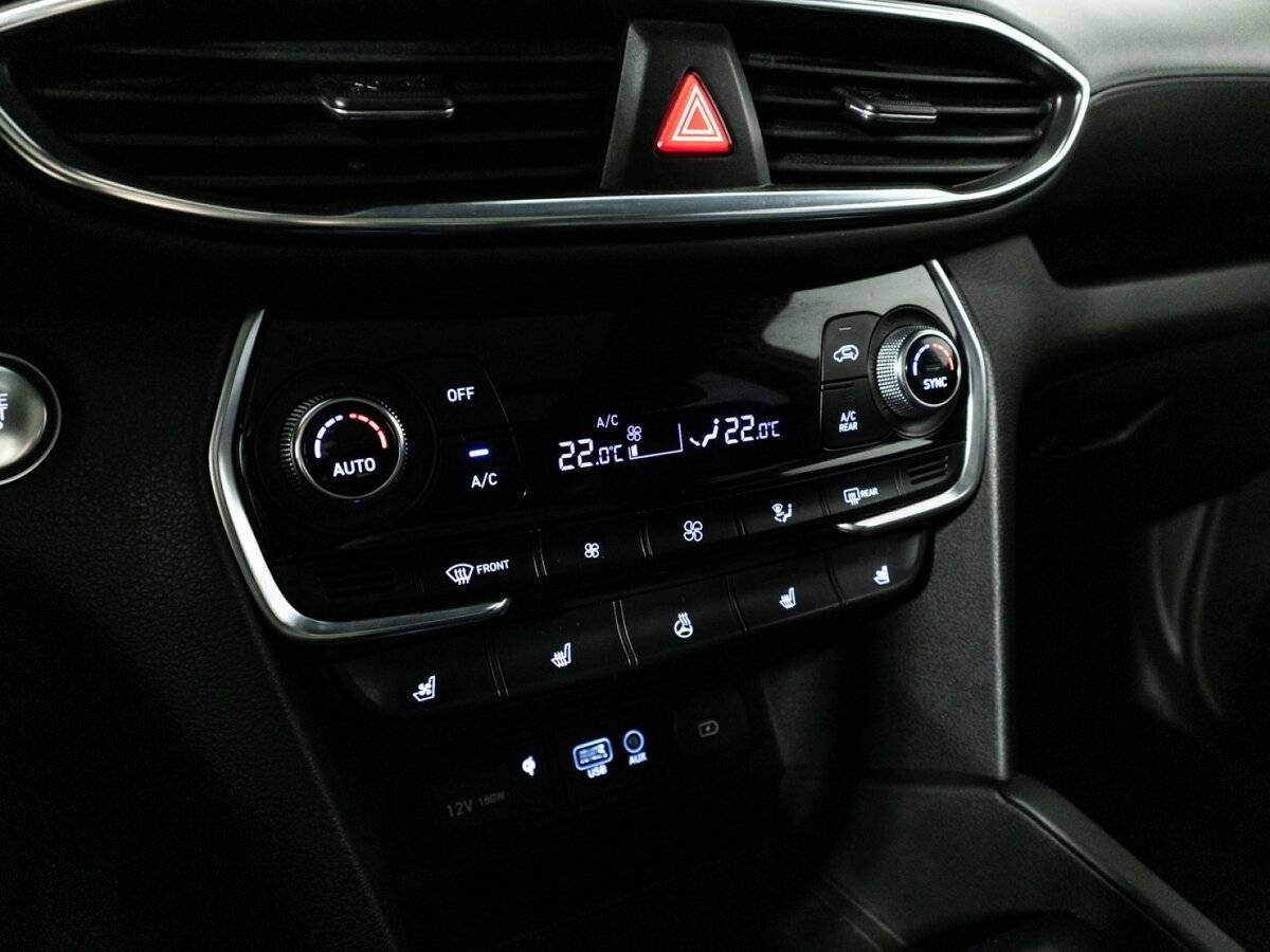 Hyundai Santa Fe 2019 года с пробегом. Фото: #24