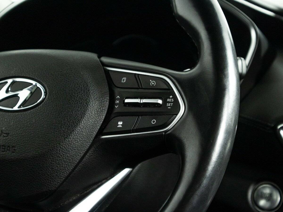 Hyundai Santa Fe 2019 года с пробегом. Фото: #28