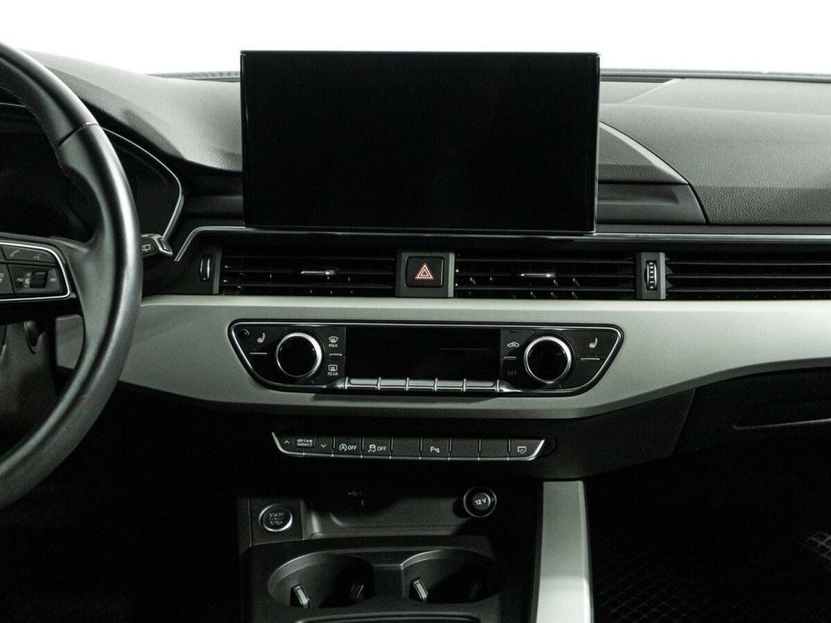 Audi A4 2020 года с пробегом. Фото: #13
