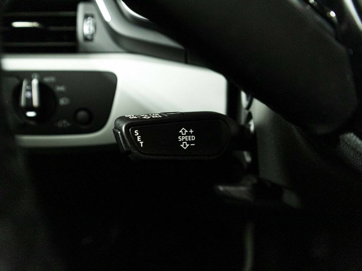 Audi A4 2020 года с пробегом. Фото: #20