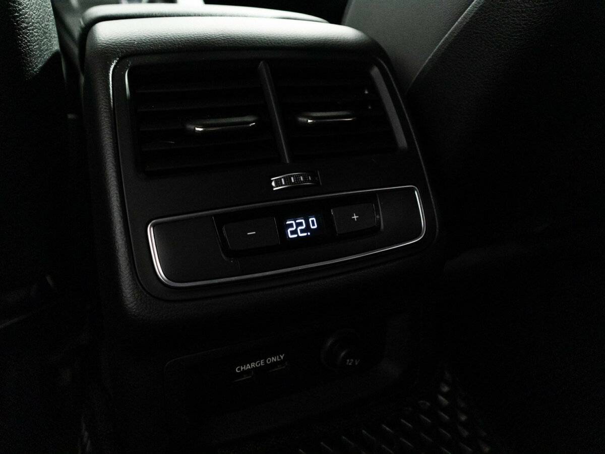 Audi A4 2020 года с пробегом. Фото: #21