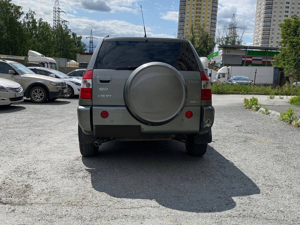 Chery Tiggo (T11) 2013 года с пробегом. Фото: #3