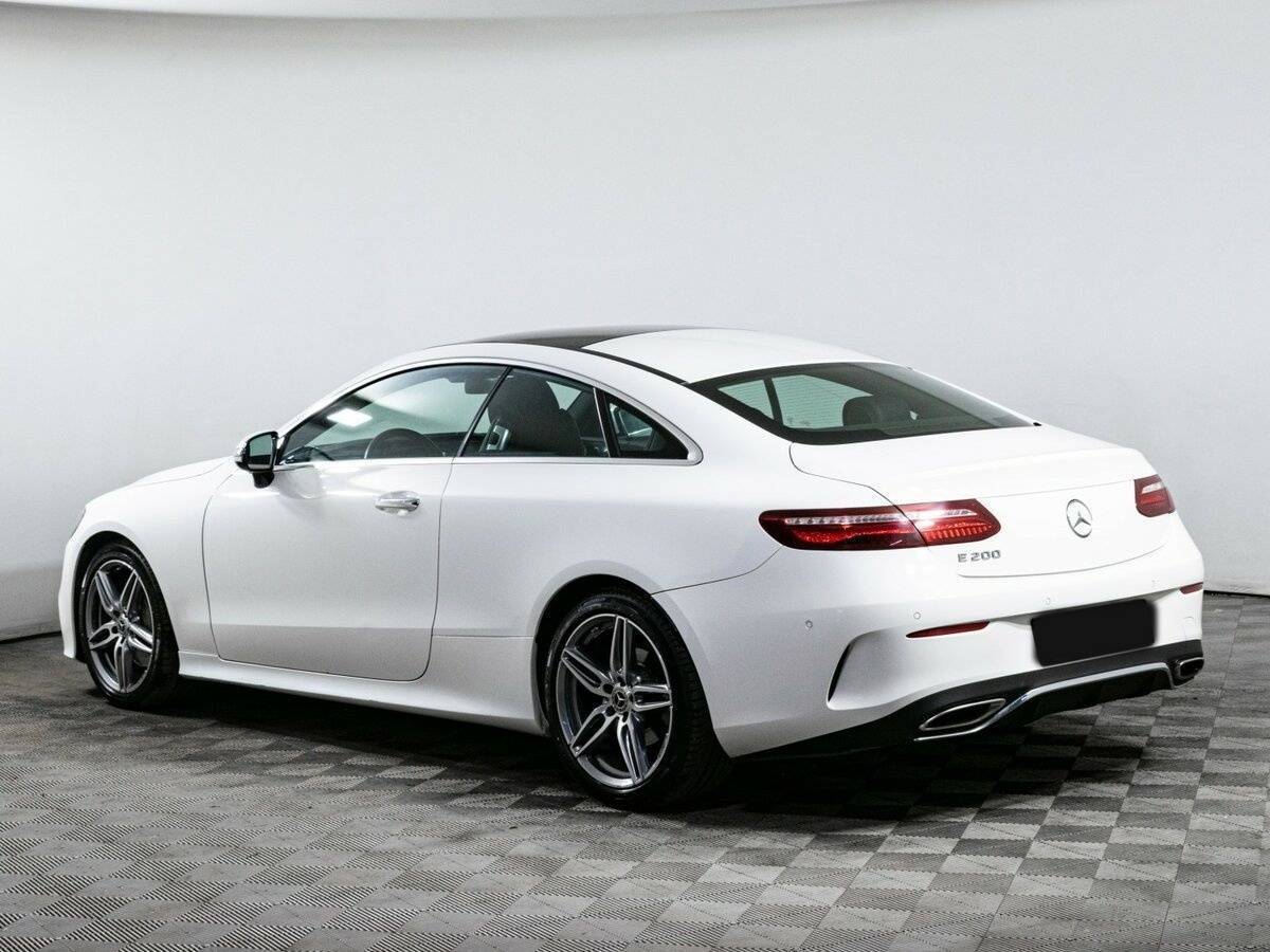 Mercedes-Benz E-Класс 2017 года с пробегом. Фото: #6