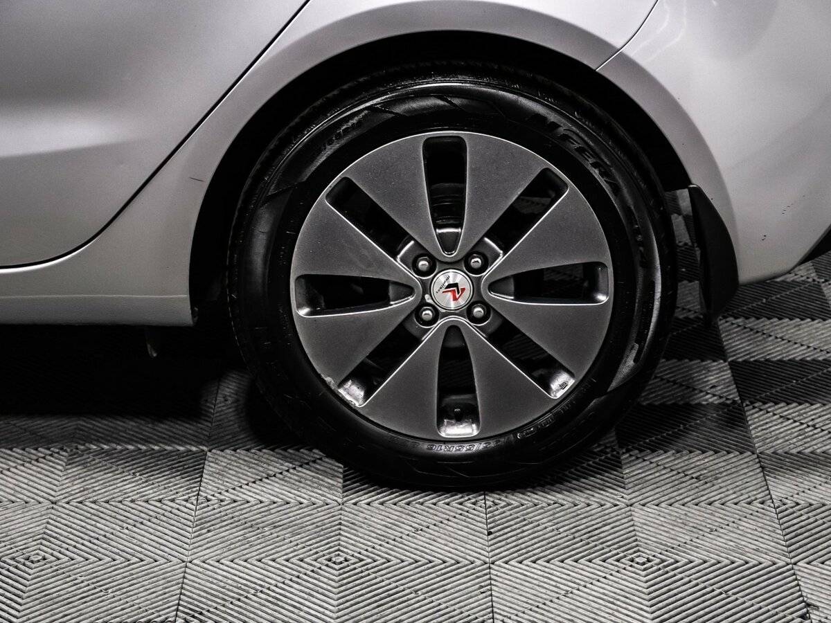 Б/У Киа Рио 2017 года. Фото: #13